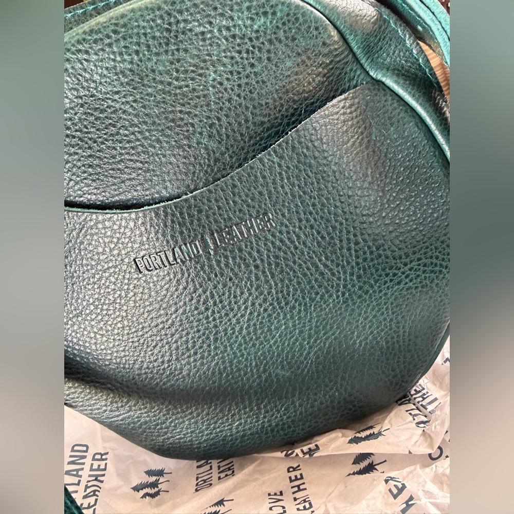 Portland Leather Goods Large Lagoon Circle - Picture 3 of 8